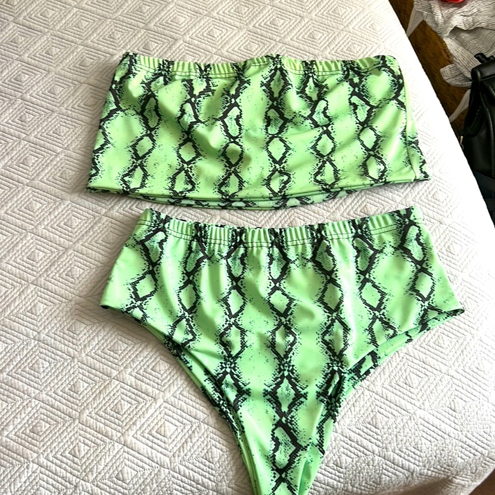 Boohoo Plus Bathing Suit